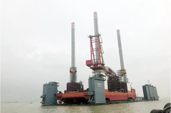 黃埔文沖800T自升式風電安裝平臺下水